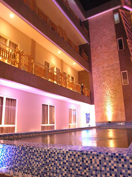 Rivavi Kuta Beach Hotel Legian  Exterior photo